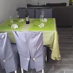 New Lux Kala Apartment